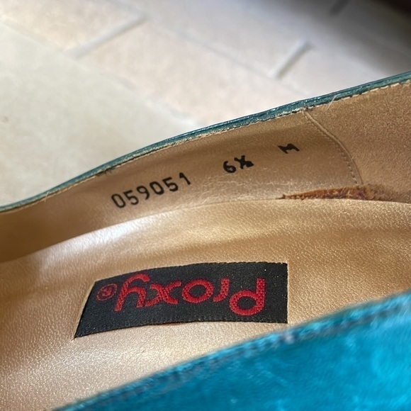1980s era Proxy heel bow detail sz 6.5 - Picture 5 of 9